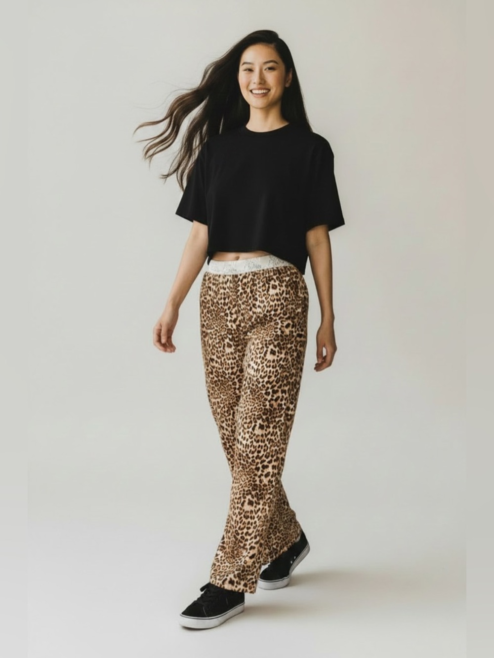 079. Leopard print pull on lounge wide leg pant in tan and brown - Picture 3 of 7